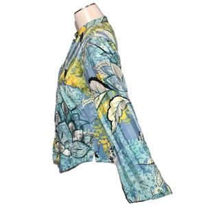 Citron Tops - Citron Silk Floral Print Button Front Blouse Citron Tops - Citron Silk Floral Print Button Front Blouse